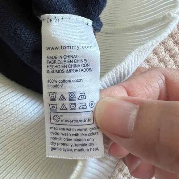 Tommy Hilfiger Men Color Block V Neck Sweater Size M Blue White Preppy Classic - Picture 10 of 11